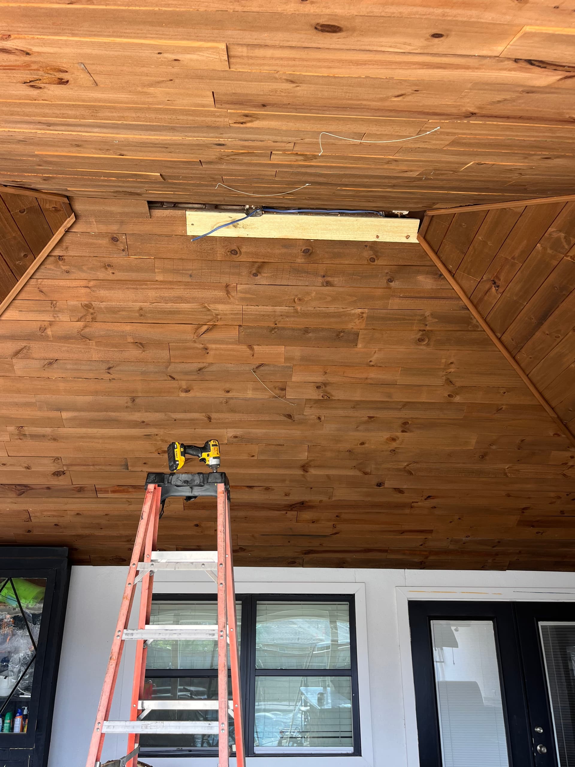 Gallery photos for Fan Upgrade and Wood Refinishing in Knenner: Image #2