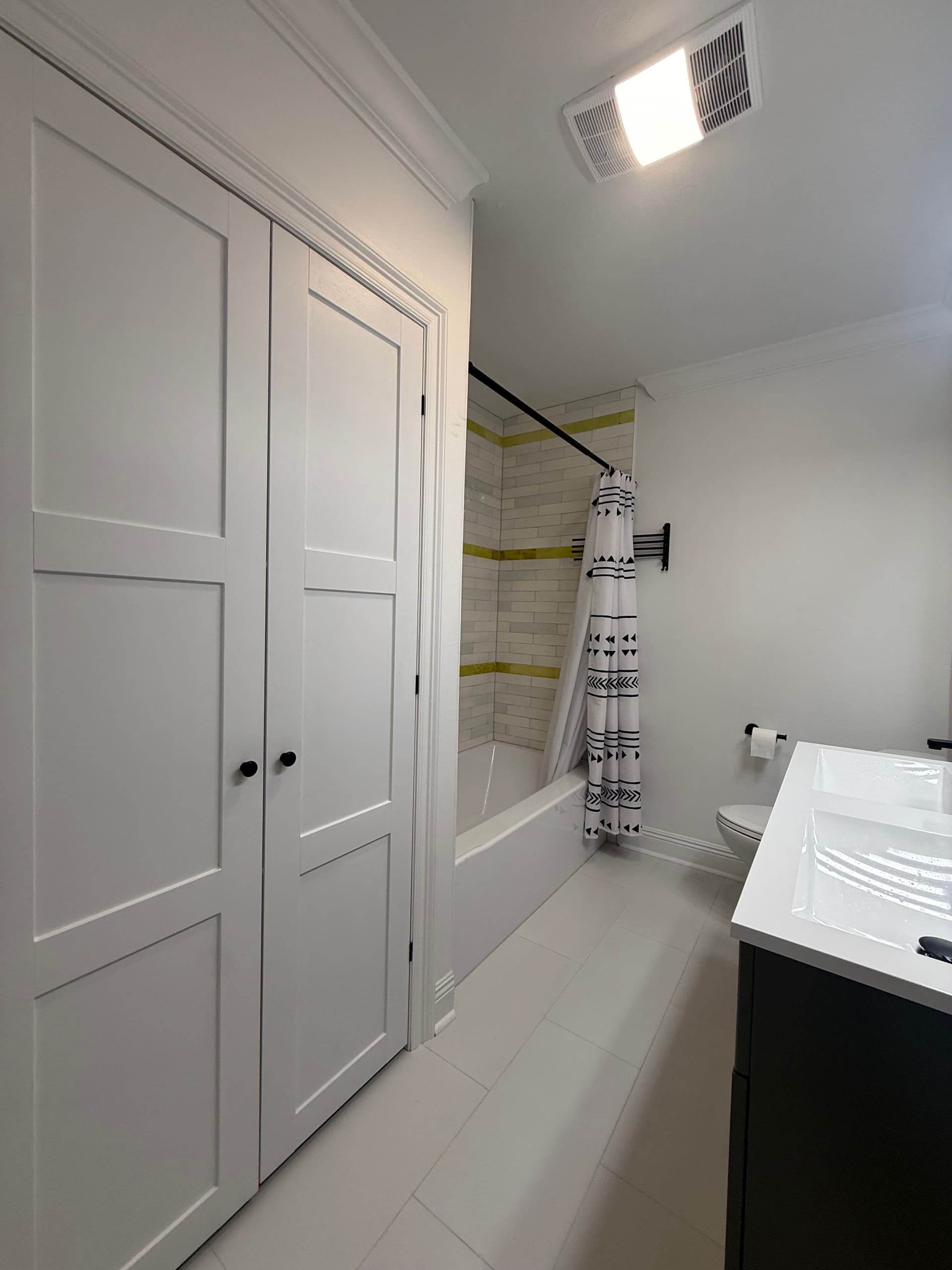 Gallery photos for New Orleans Bathroom Gut and Redesign Done Right: Image #3
