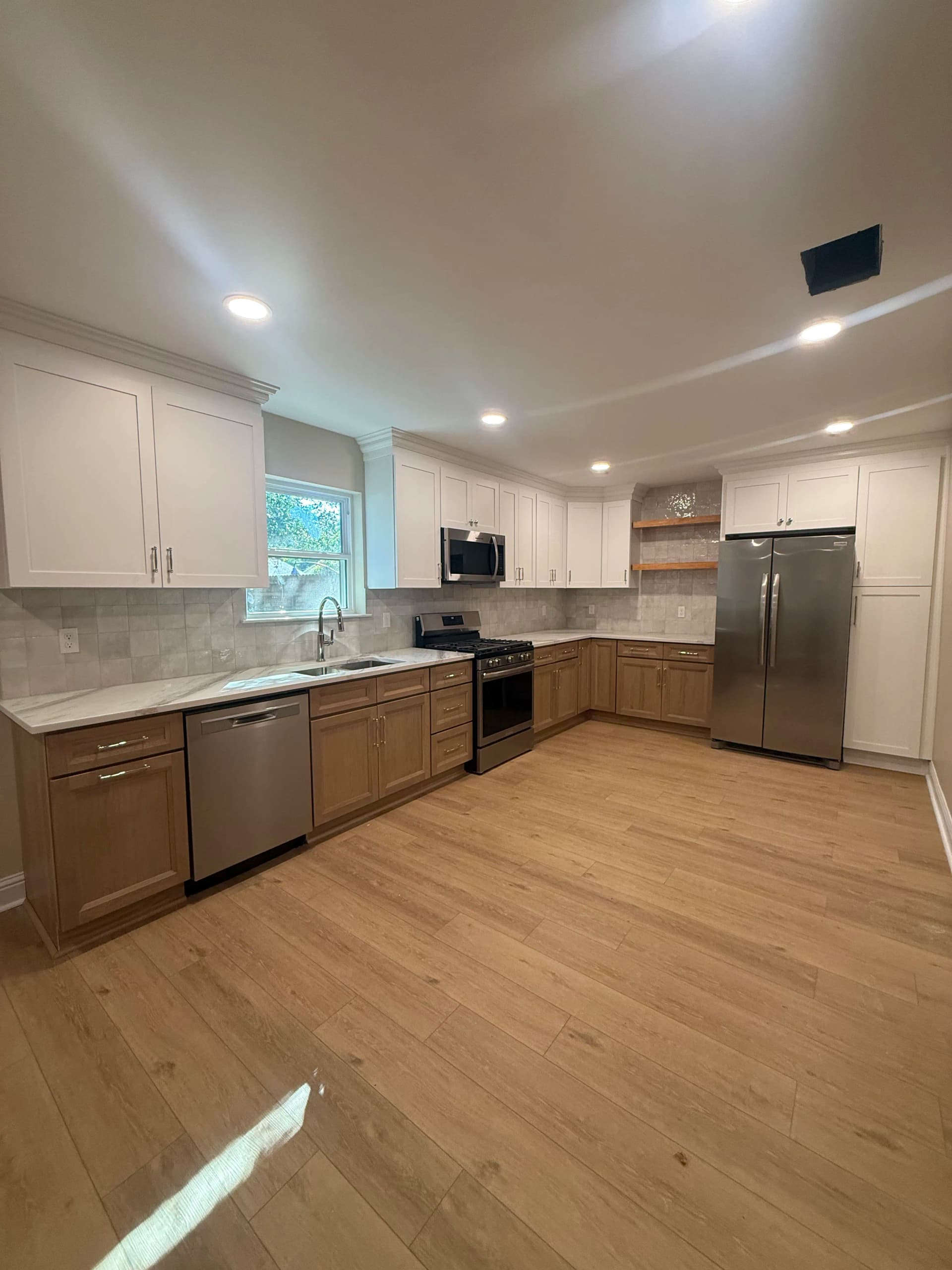 Metairie Kitchen Expansion That Reclaimed a Whole Room image