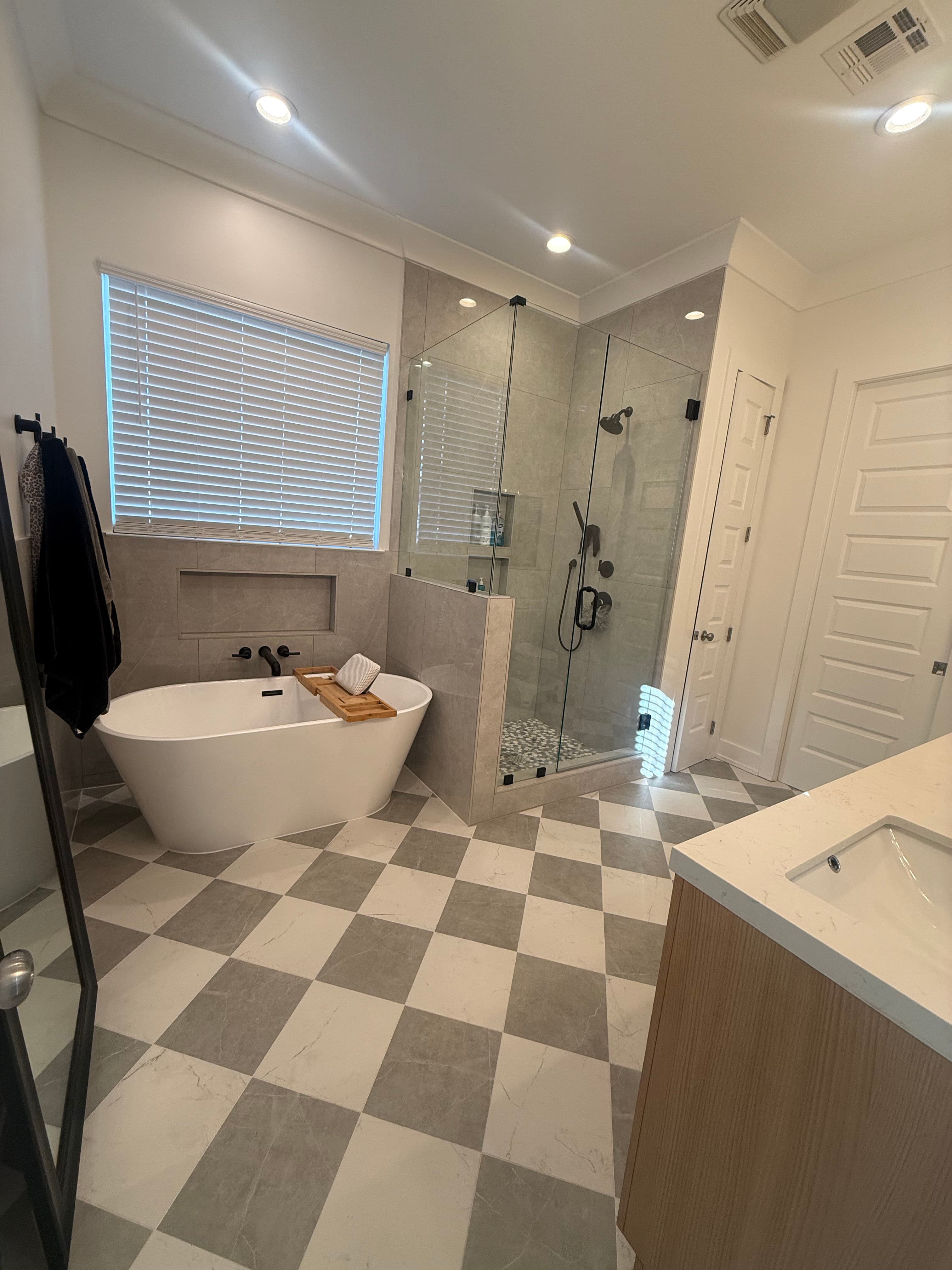 Project Modern Bathroom Makeover in Metairie image