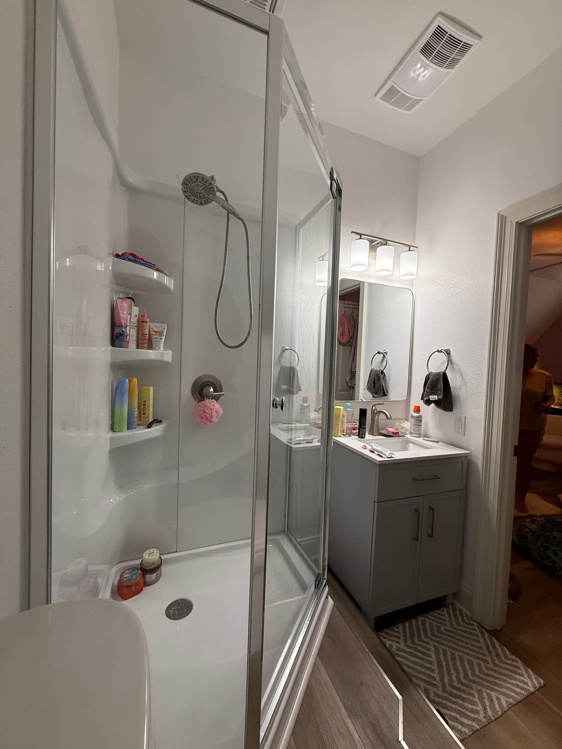 Gallery photos for Attic and Closet Space Converted Into a Second-Story Bathroom: Image #2