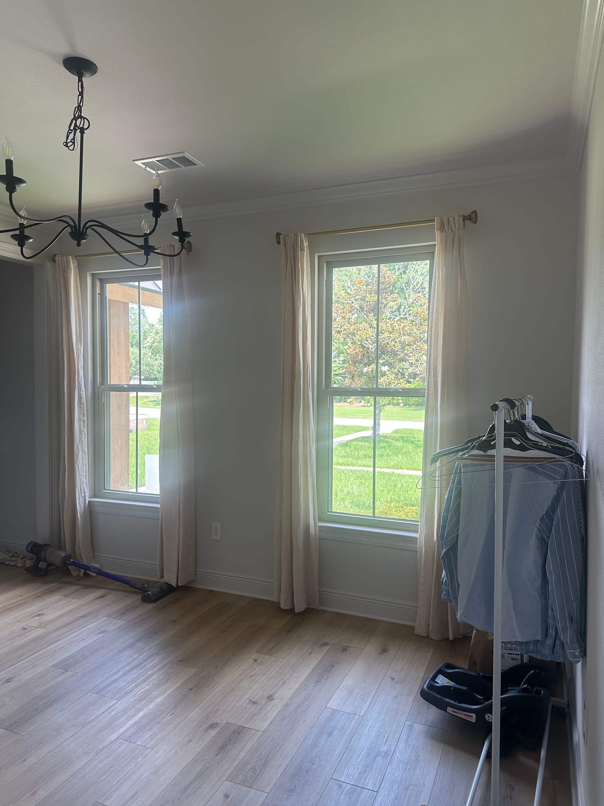 Gallery photos for Bold Green Interior Paint Upgrade That Actually Works: Image #1