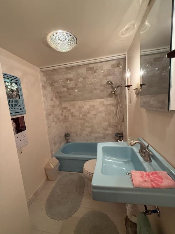 Gallery photos for Vintage Bathroom Revival in Gretna: Image #3
