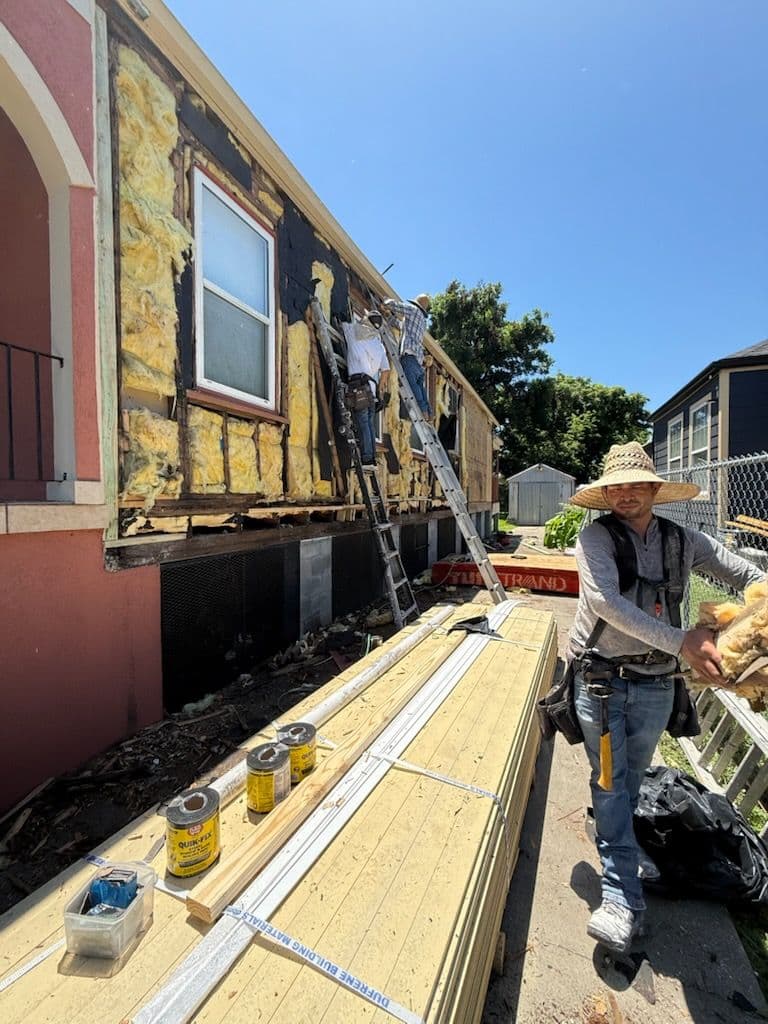 Gallery photos for Transforming Homes with Durable Hardy Siding: Image #1