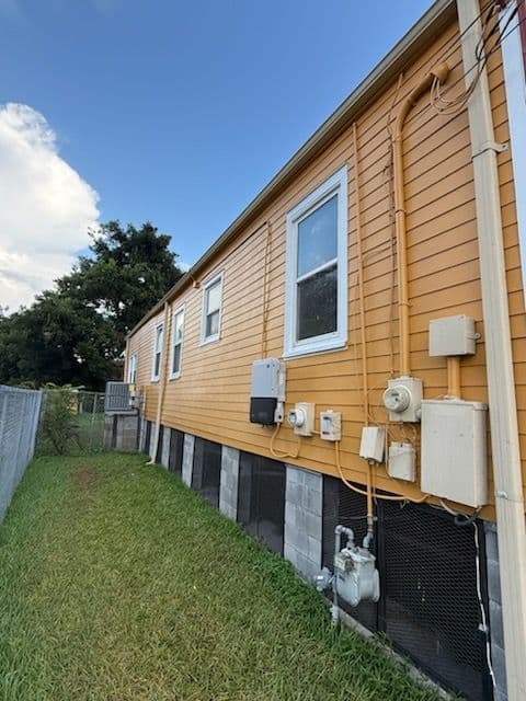 Gallery photos for Stunning Exterior Renovation with Hardie Siding: Image #1